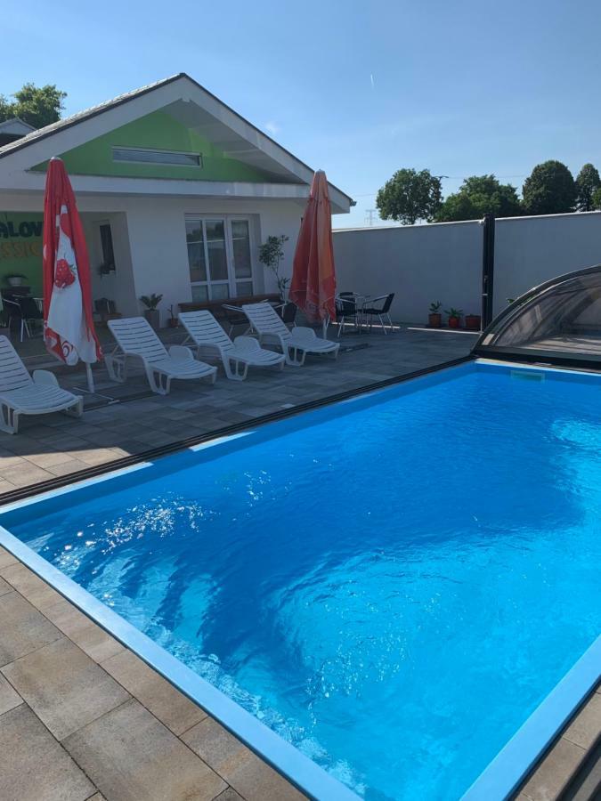 Bungalovy Classic Podhájska Екстериор снимка